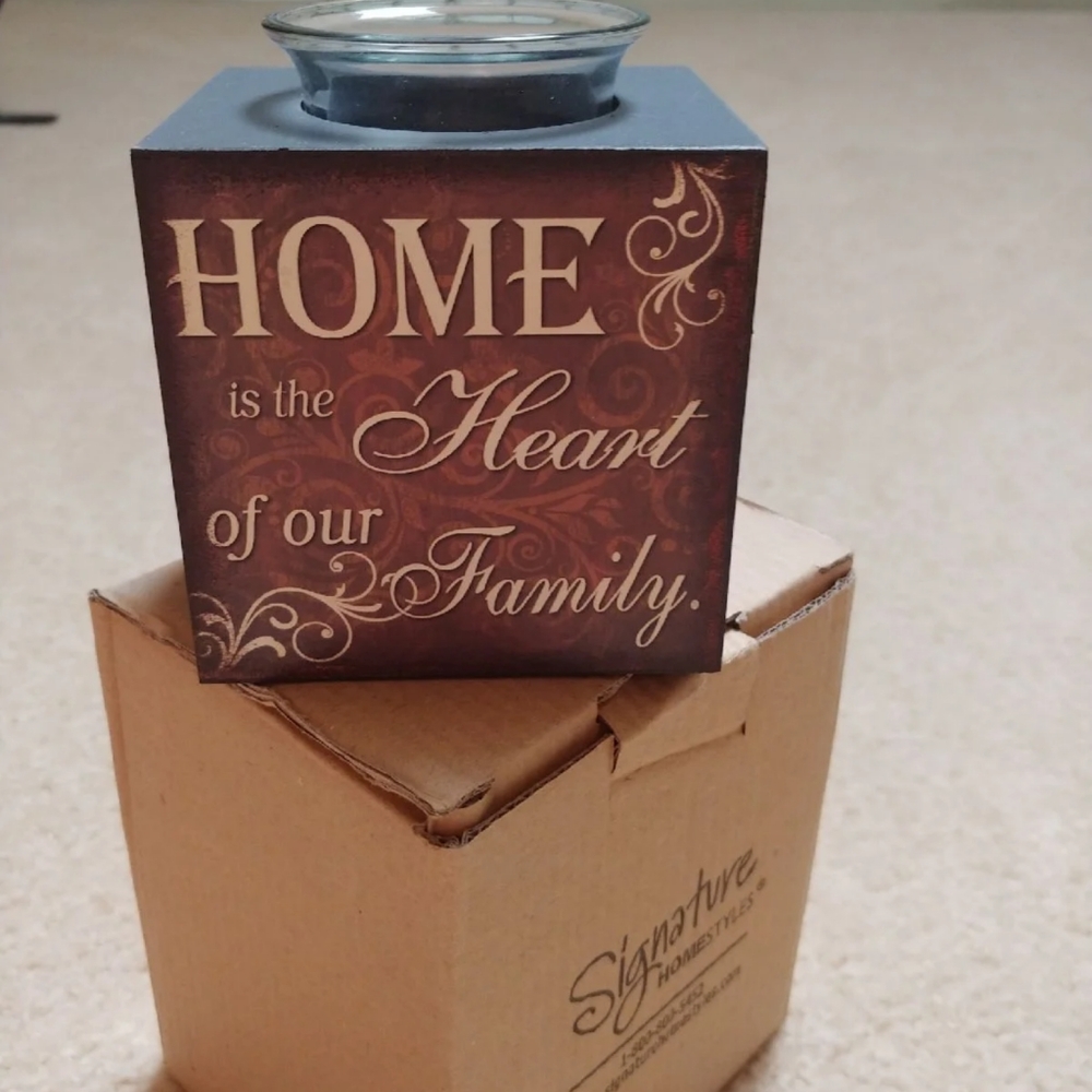 Signature Homestyle tealight candle holder